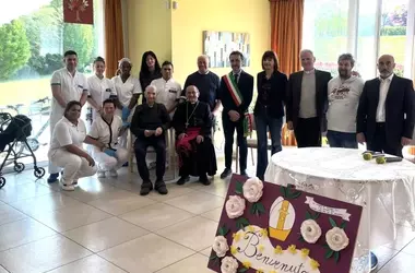 La Visita Pastorale dell'Arcivescovo Delpini Porta Speranza e Vicinanza agli Anziani della RSA Machiavelli
