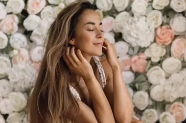 Guida Completa allo Shampoo Secco: Uso, Benefici e Consigli degli Esperti