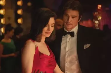 Verity: Intrighi, Seduzione e Mistero nel Nuovo Thriller Psicologico con Anne Hathaway e Dakota Johnson