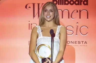 Le Donne della Musica Celebrate ai Billboard Awards 2026: Trionfi e Nuove Voci