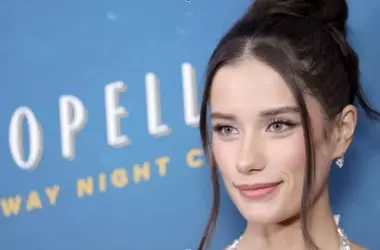 Ella Travolta incanta Cannes: l'eredità artistica tra recitazione e musica