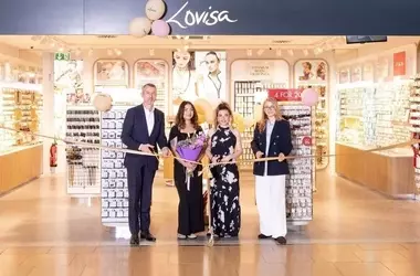 Lovisa apre un nuovo negozio di gioielli all'aeroporto di Amburgo