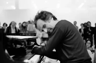 MAMbo celebra Giuseppe Chiari: un secolo di musica e arte