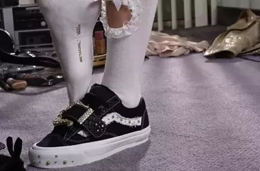 Vans x Metagirl 'Diva': L'incontro Audace di Estetica Skater e Femminilità