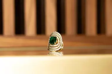 La Collezione "Planet" di Salvadori Diamond Atelier: Un Omaggio al Cosmo