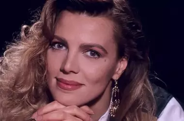 Ricordo di Patrizia Caselli: Icona Televisiva Italiana tra Eleganza e Resilienza
