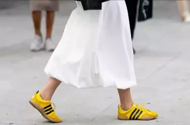 Le sneakers estive femminili: comodità e stile per ogni occasione