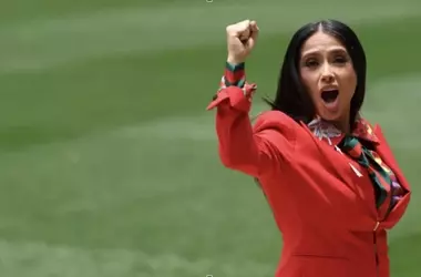 Salma Hayek e Shakira illuminano la Cerimonia di Apertura dei Mondiali FIFA 2026