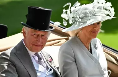 Royal Ascot 2026: Il trionfo del “Rosso Pomodoro Brillante” e l’arte di vestire