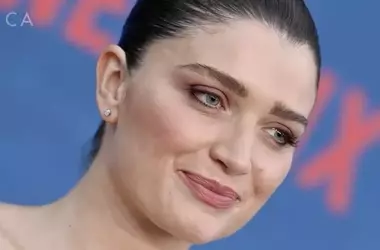 Eve Hewson: Ascesa di una Stella Lontano dall'Ombra Paterna