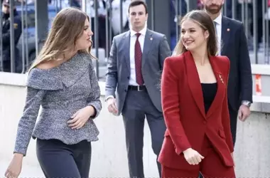Sofia di Spagna: La Pressione del Protocollo Reale e i Richiami Pubblici della Regina Letizia