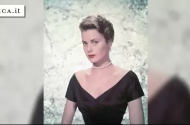 Un'esposizione a Monaco celebra il 70° anniversario delle nozze di Grace Kelly