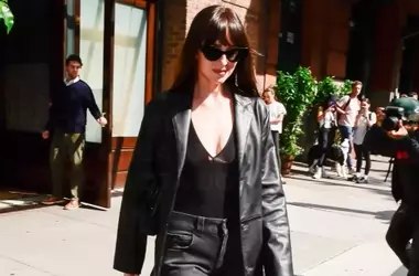 L'Eleganza Versatile del Body Bianco: Un Capo Indispensabile nel Guardaroba Femminile