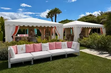 Guerlain all'Alpemare: Un'Oasi di Bellezza in Versilia
