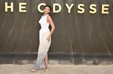 Stile e Glamour: Le Star Illuminano la Premiere di "The Odyssey" a Londra