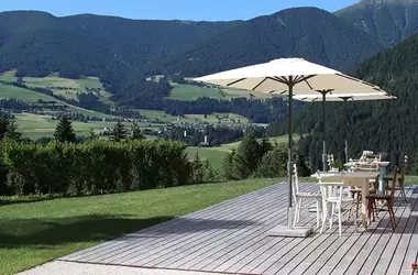 Soggiorni in Montagna per Anziani Autosufficienti: Guida Completa