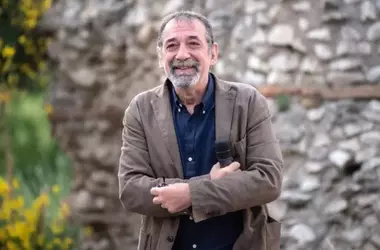 Emanuele Trevi: L'Abitazione come Specchio dell'Anima e Laboratorio Letterario