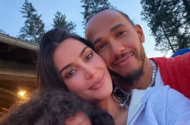 Kim Kardashian e Lewis Hamilton: Una Nuova Fase Tra Affetto e Famiglia al Lago