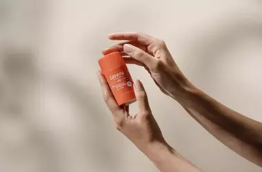 L'Evoluzione dei Deodoranti Senza Alluminio: Scelta Consapevole e Benessere della Pelle
