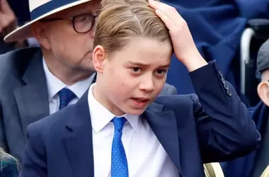 L'Evoluzione dell'Iconico Taglio di Capelli Side Part del Principe George