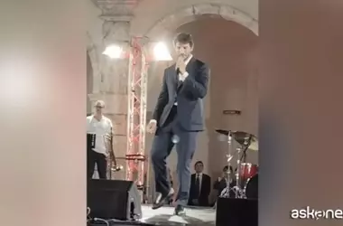 Stefano De Martino celebra il legame paterno al Premio Capri Danza International