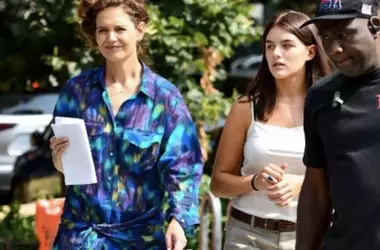 Suri Cruise: Il Cambiamento di Cognome e la Nuova Identità