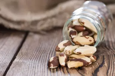 Noci brasiliane: un superalimento potente da consumare con cautela