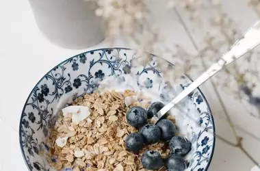 Porridge: La Colazione Versatile e Ricca di Benefici