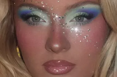 Zara Larsson: Dal Palco Al Mondo Del Make-up