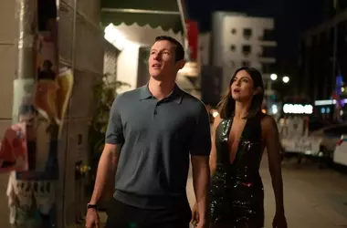 Grandi Prime Cinematografiche: Un Mese di Agosto tra Drammi Gastronomici, Commedie Romantiche e Distopie Futuristiche