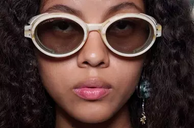 Labbra Radiose: I Colori di Rossetto Ideali per Esaltare l'Abbronzatura Estiva