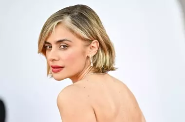 La Trasformazione Capelli di Greta Scarano Incanta il Red Carpet di Venezia 2026