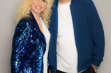 Suzuki Jukebox: Clerici e Clementino Fanno Scatenare Torino con le Hit di Ieri e Oggi