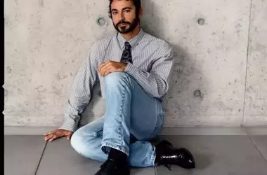 Dario Vitale al Timone Creativo di Emporio Armani e Accessori Giorgio Armani: Una Nuova Era Stilitica