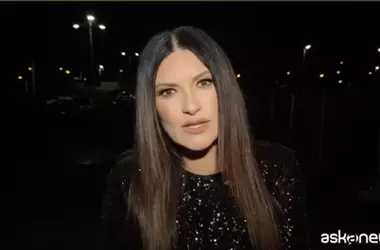 Pausini e Shakira: Un Incontro Epocale sul Palco di Madrid