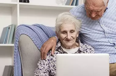 Il Supporto all'Anziano Caregiver: Una Guida Completa