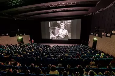 La rinascita del Cinema Arlecchino: un connubio tra tradizione e innovazione a Bologna