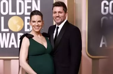 Hilary Swank Incinta a 52 Anni: Una Celebrazione di Vita e Impegno