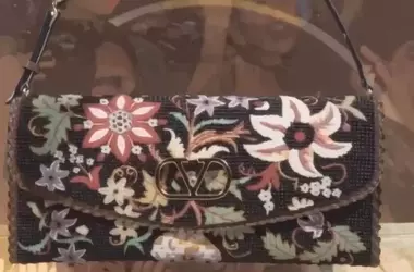 L'Arte Manuale Sconfigge l'IA: Il Nuovo Lusso nella Moda
