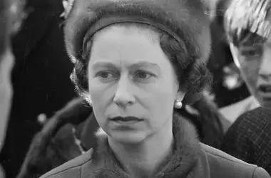 Ricordo Reale ad Aberfan: Il Duca di Cornovaglia Commemora la Tragedia che Toccò la Regina Elisabetta