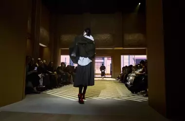 La rapper Nicki Minaj e l'abito Gucci all'evento di Trump: tra moda e politica